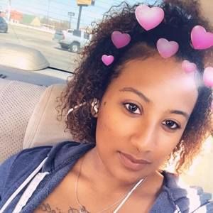 Meet your Posher, Tae